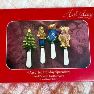 Hand-Painted Holiday Spreaders Set